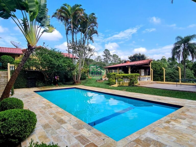 44_202408261437478976