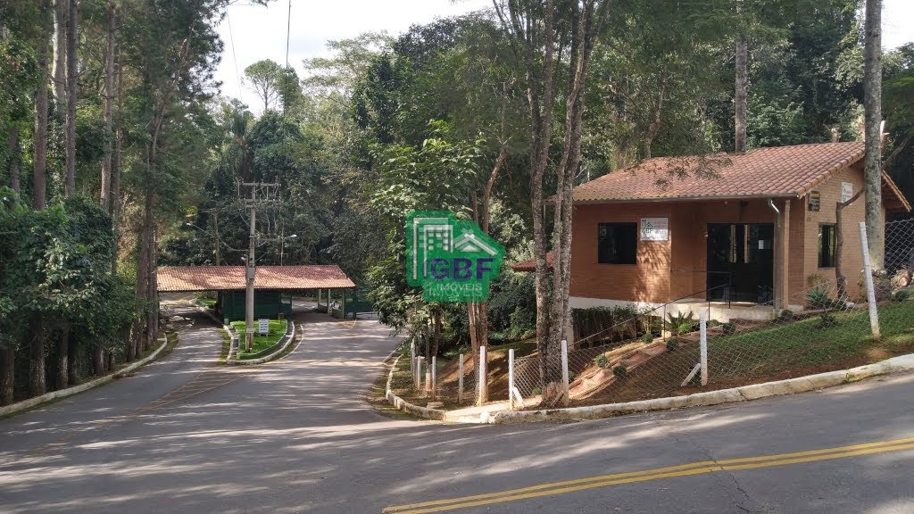condominio-jardim-cinco-lagos-mairipora-rua-interna-com-chales-gbf-imoveis-06